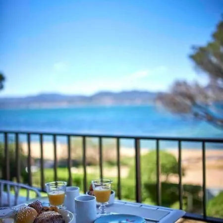 By The - Beautiful 2 Bedrooms - - Sea View - Garage Apartment *