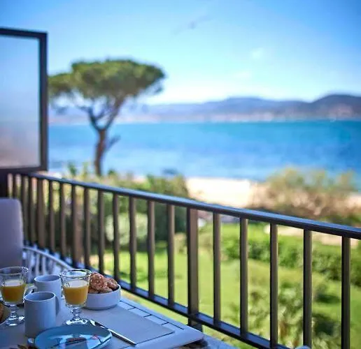 דירה By The - Beautiful 2 Bedrooms - - Sea View - Garage סן טרופז